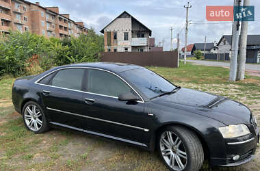 Седан Audi A8 2004 в 