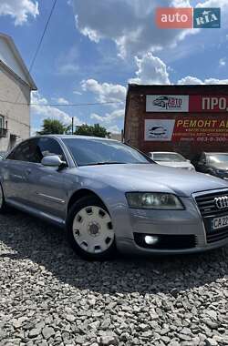 Седан Audi A8 2006 в 