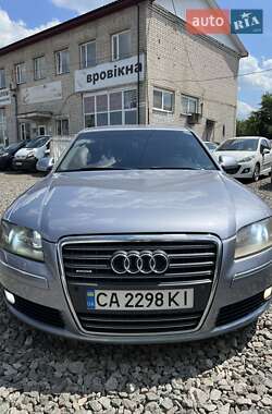 Седан Audi A8 2006 в 