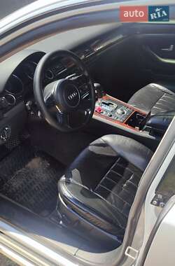 Седан Audi A8 2002 в 