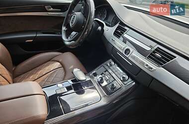Седан Audi A8 2012 в 