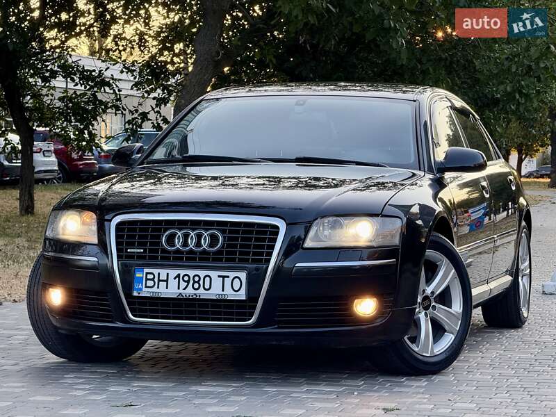 Седан Audi A8 2006 в Одесі