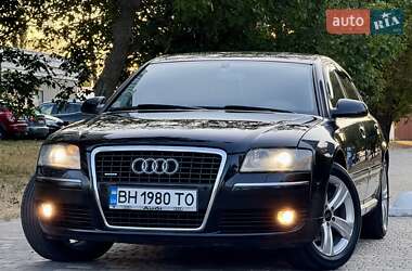 Седан Audi A8 2006 в 
