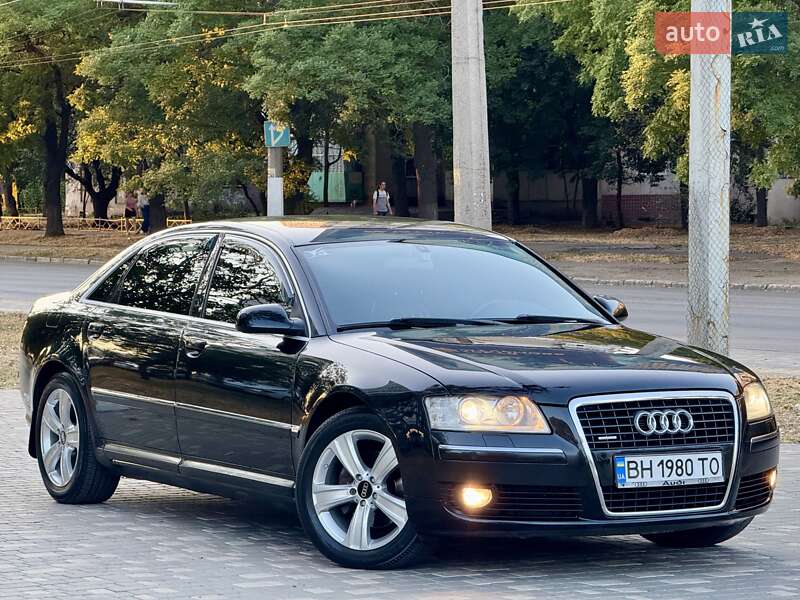 Седан Audi A8 2006 в Одесі