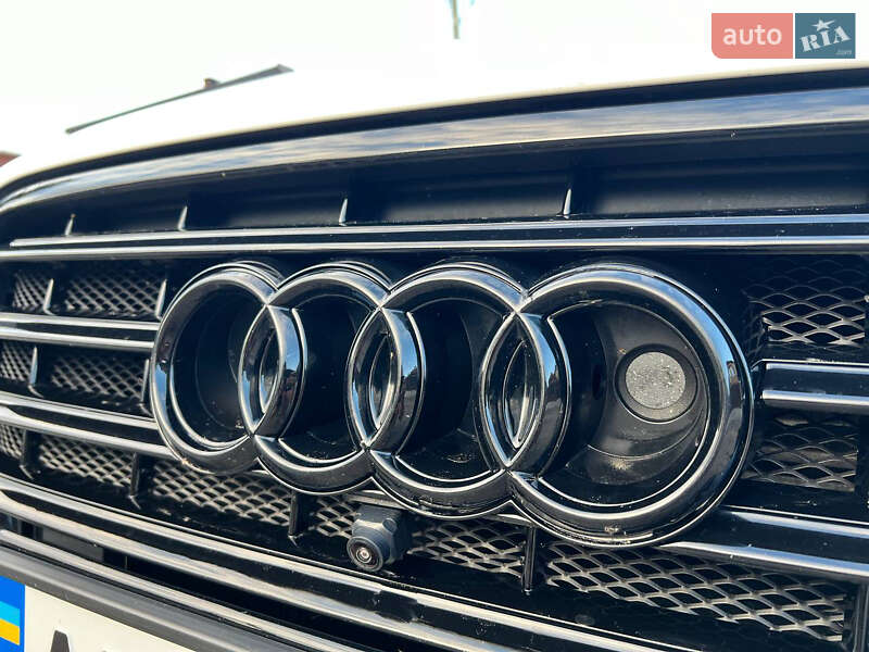 Седан Audi A8 2011 в Запорожье