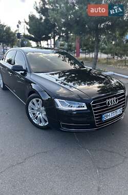 Седан Audi A8 2017 в 