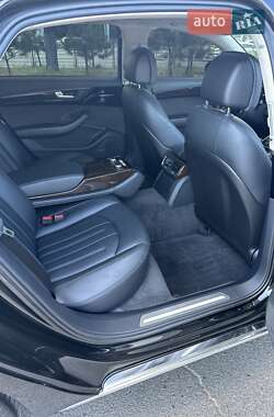 Седан Audi A8 2017 в Одессе