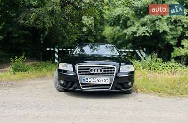 Седан Audi A8 2004 в Борщеве