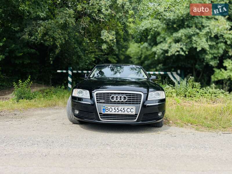 Audi A8 2004