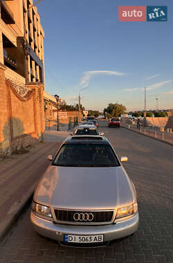 Седан Audi A8 1996 в 