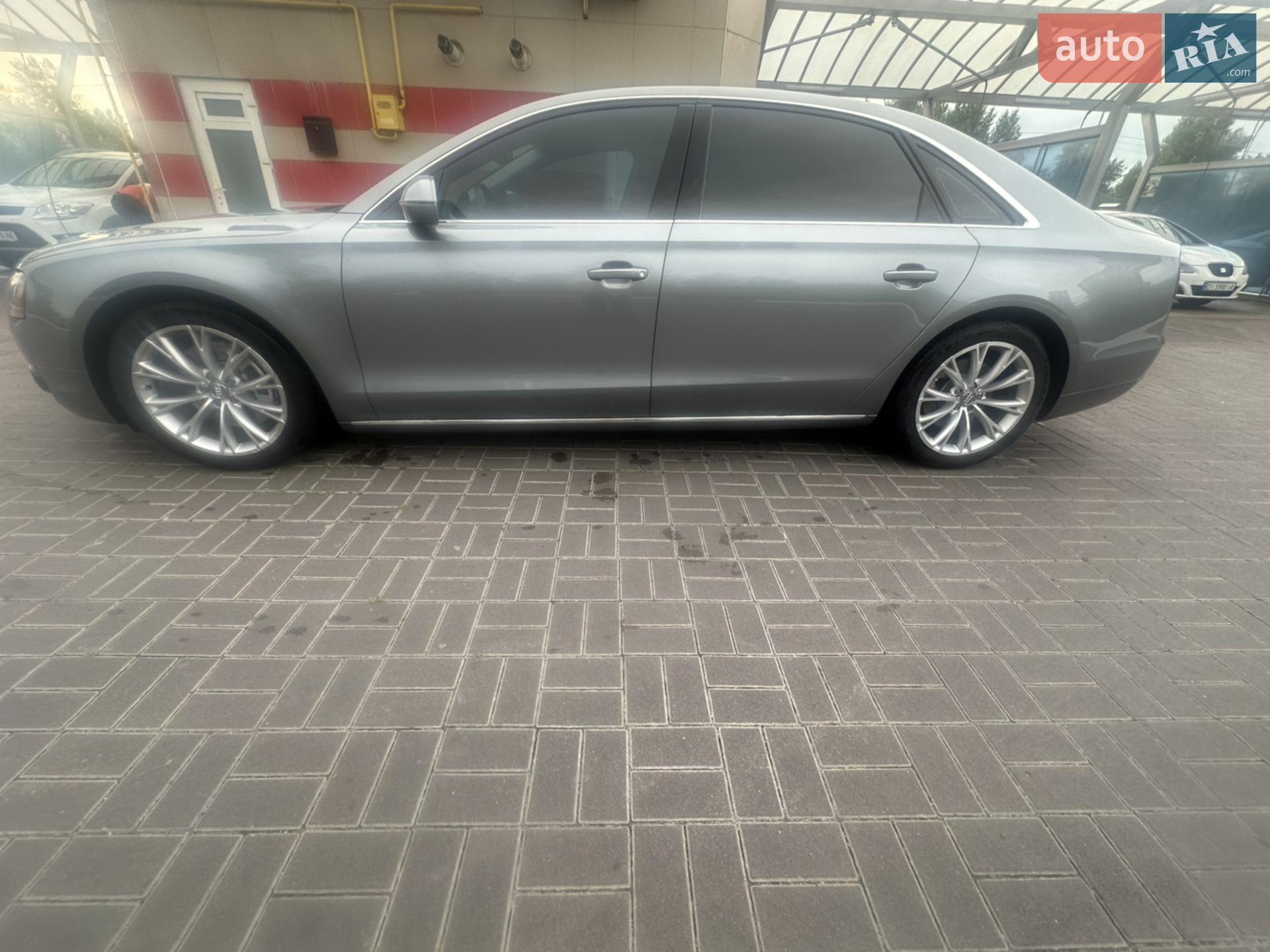 2013 Audi A8 - мініатюра 3