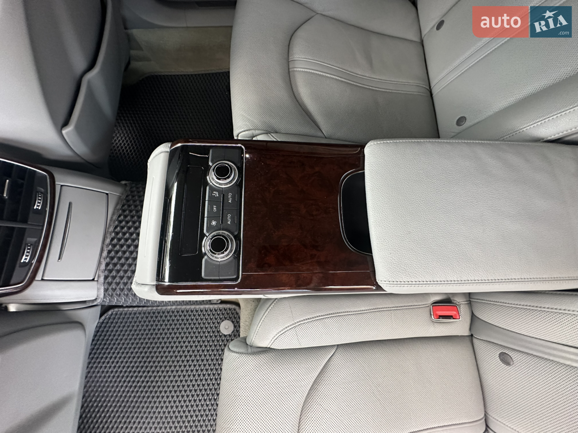 2013 Audi A8 - мініатюра 13