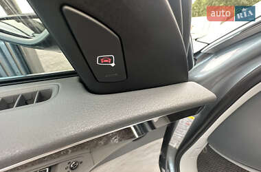 Седан Audi A8 2013 в Києві