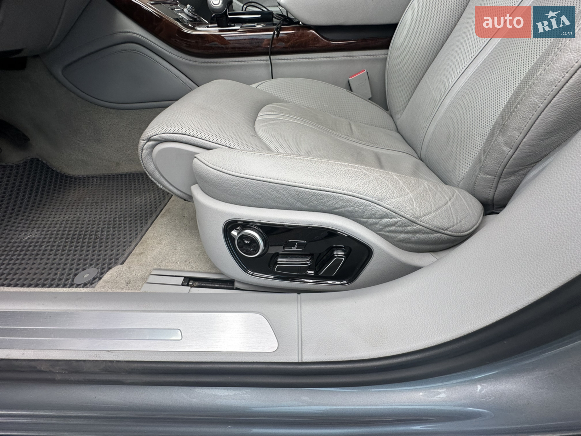 2013 Audi A8 - мініатюра 19