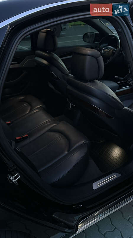 Седан Audi A8 2013 в Харькове