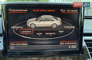 Седан Audi A8 2016 в 