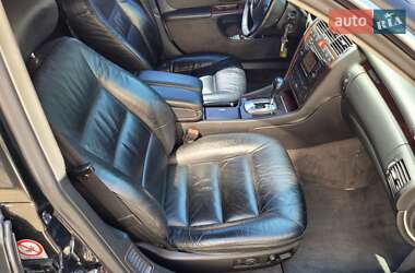 Седан Audi A8 2001 в 