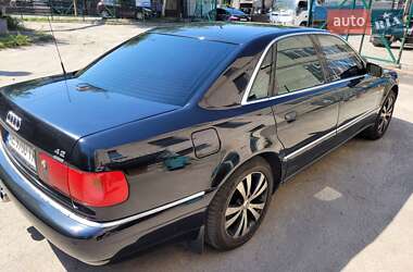 Седан Audi A8 2001 в 