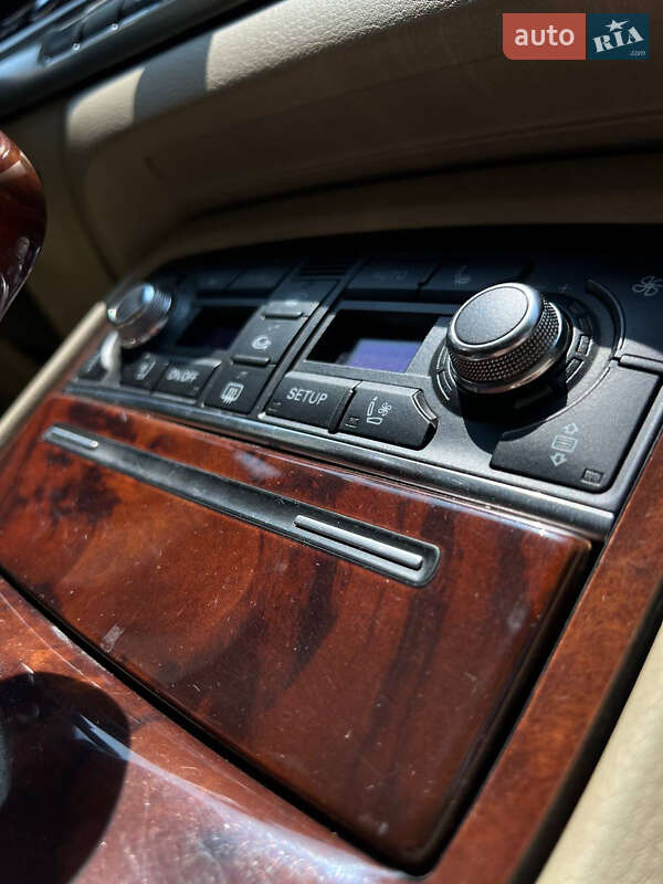 Седан Audi A8 2006 в Одессе