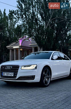 Седан Audi A8 2014 в 