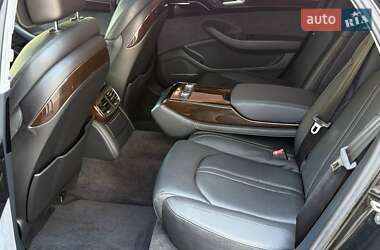 Седан Audi A8 2016 в 