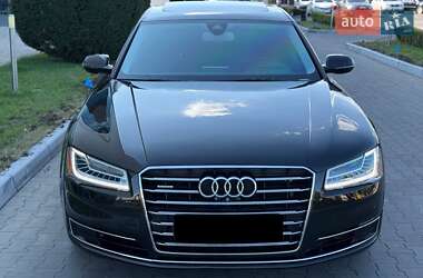 Седан Audi A8 2016 в 