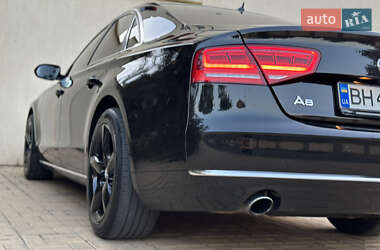 Седан Audi A8 2012 в 