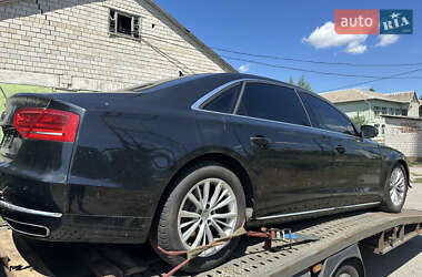 Седан Audi A8 2013 в 