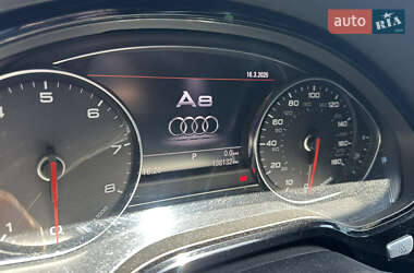 Седан Audi A8 2013 в 