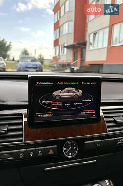 Седан Audi A8 2012 в 