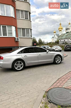 Седан Audi A8 2012 в 