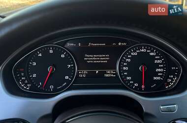 Седан Audi A8 2017 в 