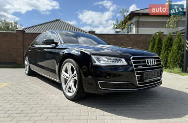 Седан Audi A8 2014 в 