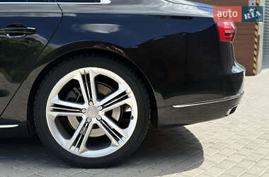 Седан Audi A8 2014 в 
