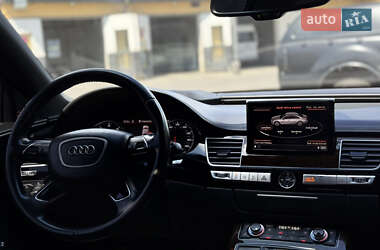 Седан Audi A8 2014 в 