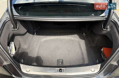 Седан Audi A8 2014 в 