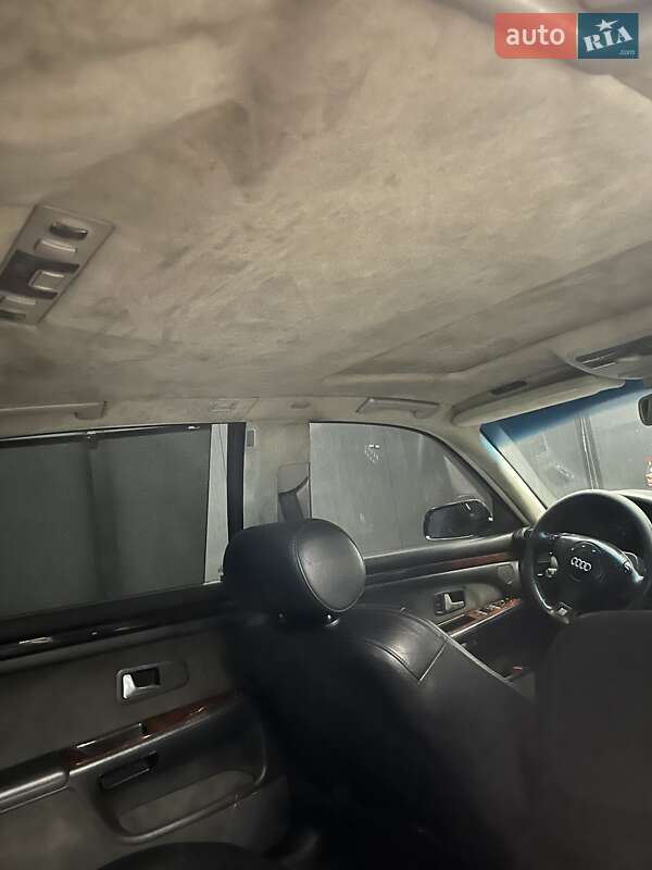 Седан Audi A8 2000 в Львове