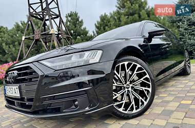 Седан Audi A8 2018 в Дніпрі