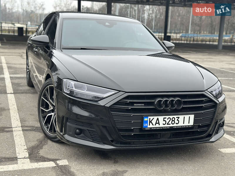 Седан Audi A8 2021 в Киеве