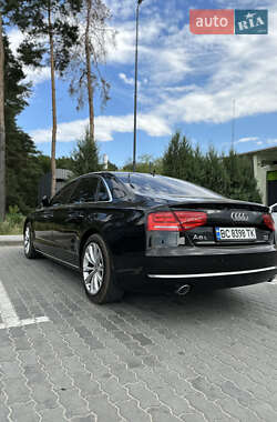 Седан Audi A8 2013 в Львове