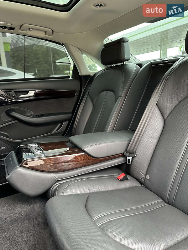 Седан Audi A8 2013 в Львове фото 18 Седан Audi A8 2013 в Львове
