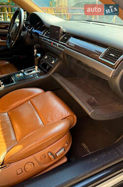 Седан Audi A8 2005 в 