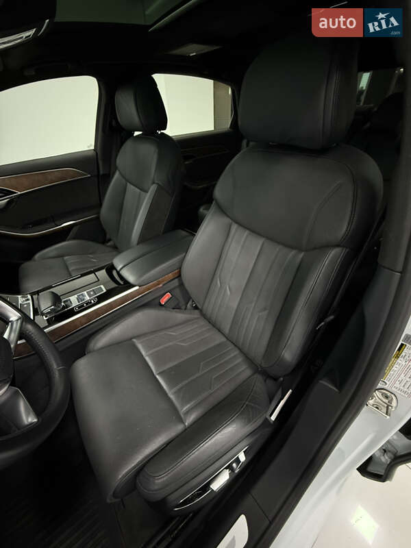 Седан Audi A8 2019 в Одессе