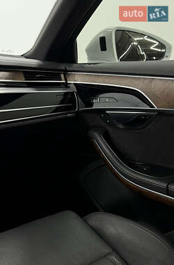Седан Audi A8 2019 в 