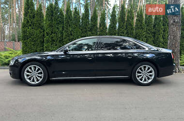 Седан Audi A8 2012 в 