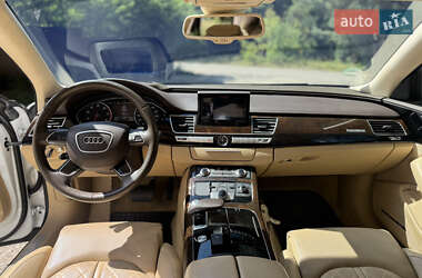 Седан Audi A8 2014 в 