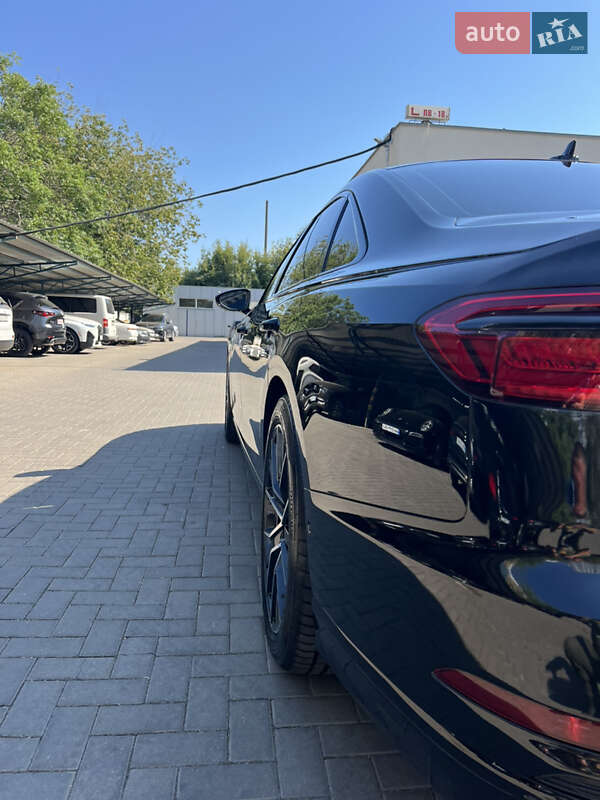 Седан Audi A8 2020 в Одессе