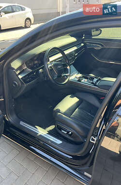 Седан Audi A8 2020 в Одессе