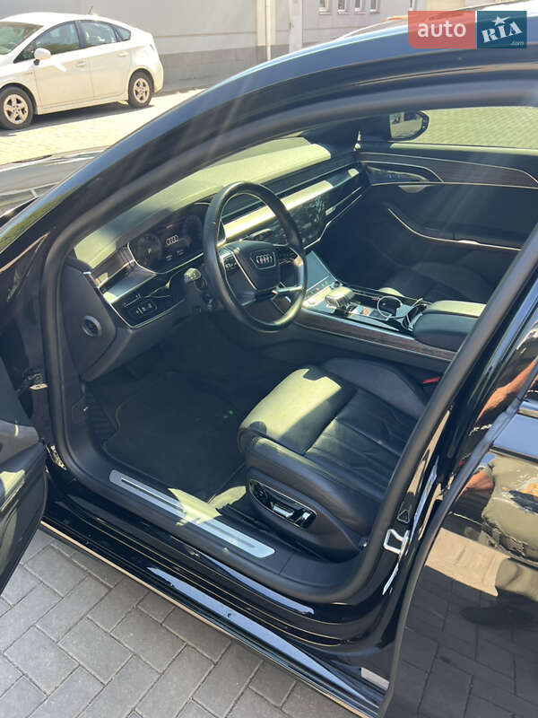 Седан Audi A8 2020 в Одессе