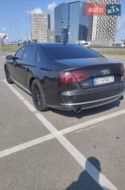 Седан Audi A8 2013 в 